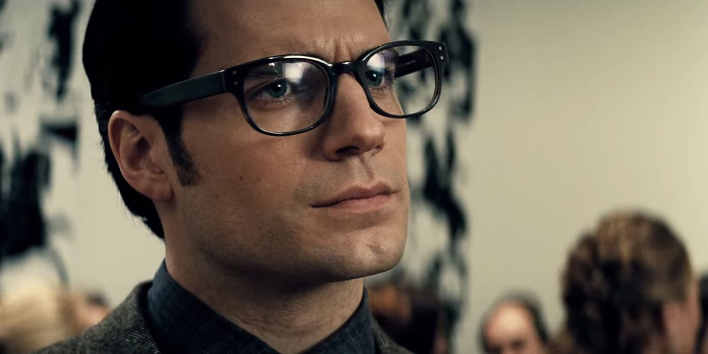 Henry Cavill Clark Kent with glasses