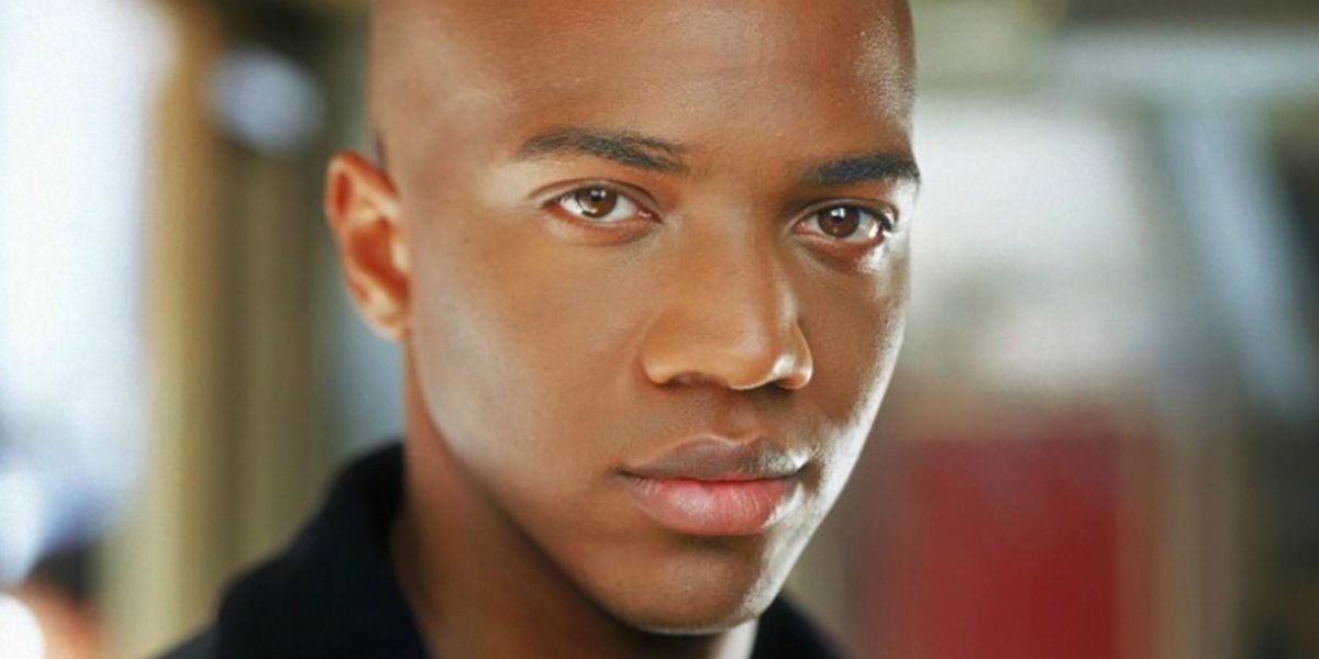 J. August Richards como Charles Gunn em Angel