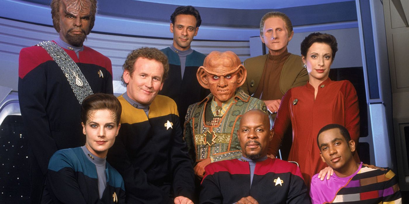 Star Trek Every Starfleet Uniform & History Explained