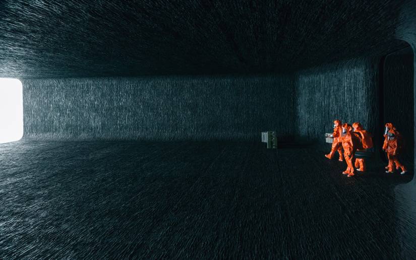 Arrival Images & Clips: Amy Adams & Jeremy Renner Make Contact