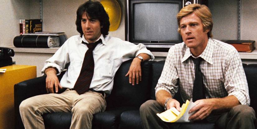 Карл и Боб сидят рядом в фильме "Все президенты"