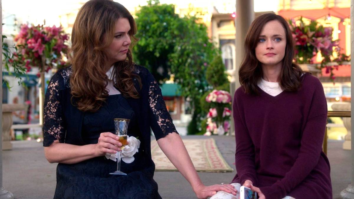 Baby Rory Gilmore Girls: Rory's Baby's Father Revealed By Costume Designer