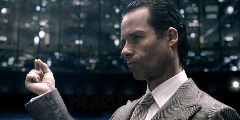 Guy Pearce snaps his fingers in Prometheus