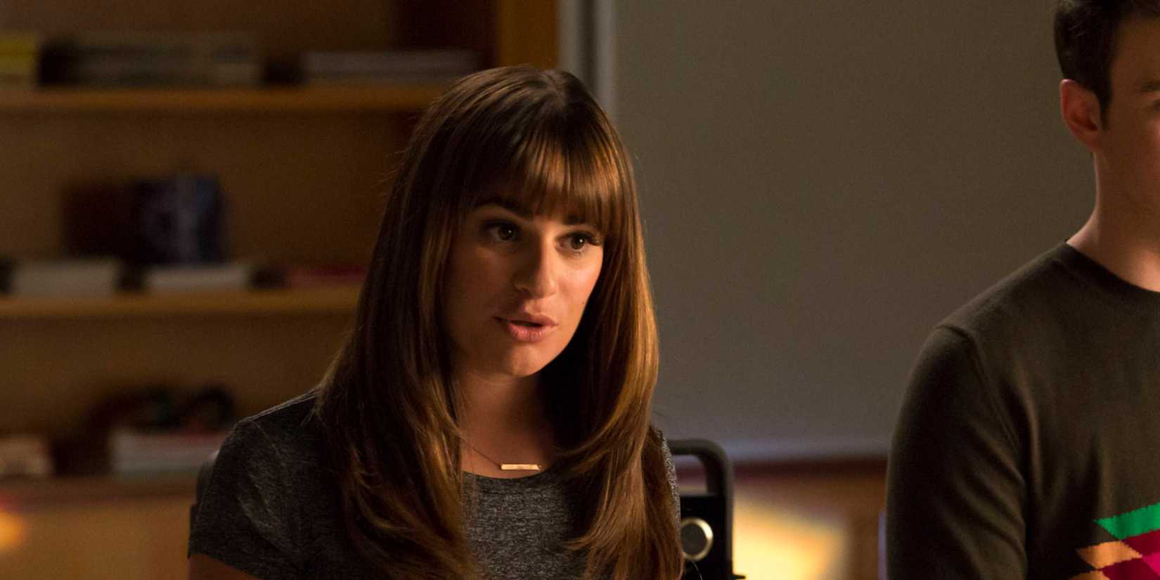 Rachel berry (Lea Michele) singing in Glee