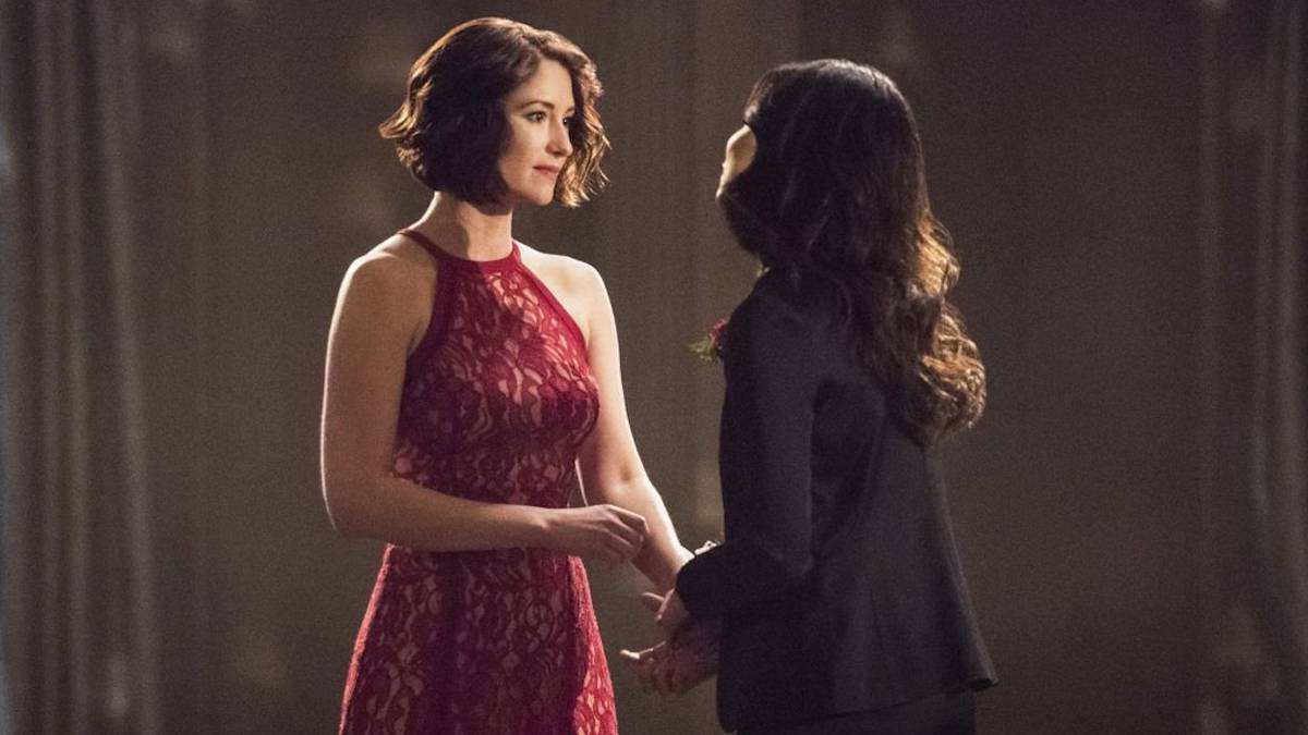 alex danvers red dress Draped crpe satin gown in red - Alex Perry