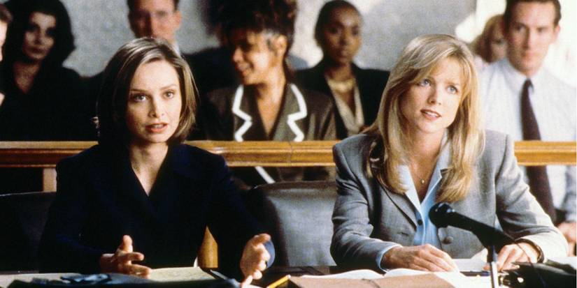 Ally (Calista Flockhart) e Georgia (Courteney Thorne-Smith) no primeiro episódio de Ally McBeal