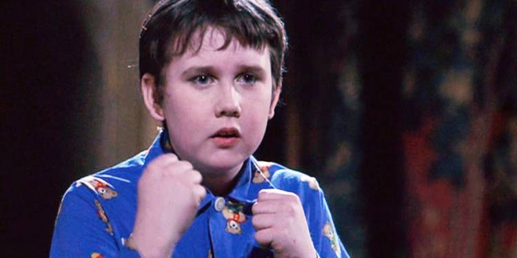 Neville-HP-Sorcerers-Stone How Old The Harry Potter Cast Was Compared To Their Characters