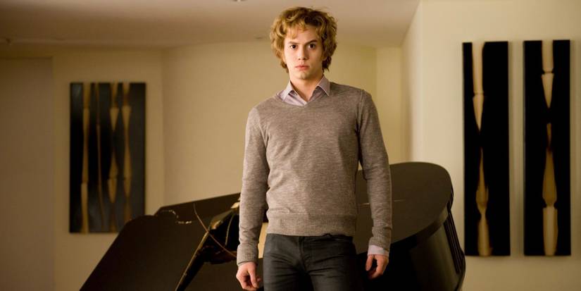 Twilight: 20 Wild Details Only True Fans Know About Jasper Cullen