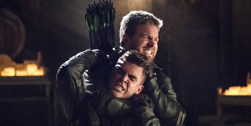 Arrow Teases Flashback in Season 6 Premiere