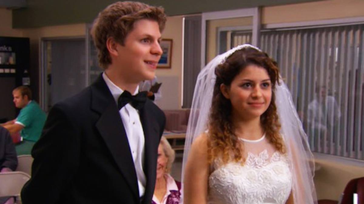 10 Most Ridiculous Schemes From Sitcoms, Ranked