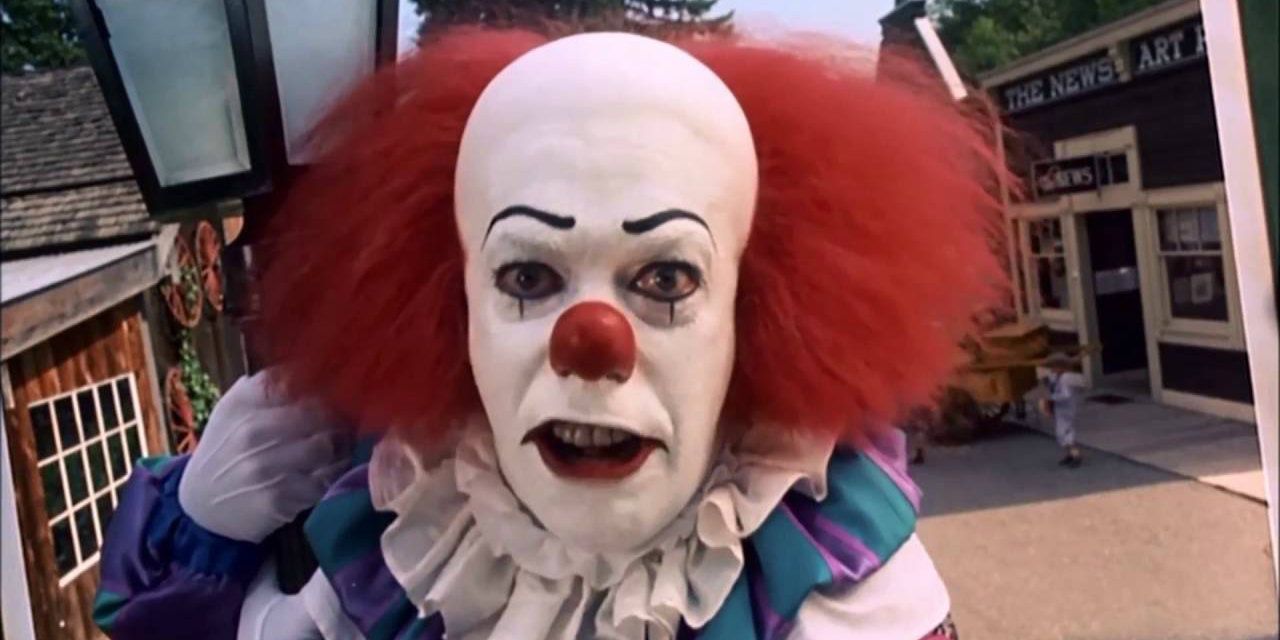 Tim Curry Fascinated by IT's New Pennywise | Screen Rant