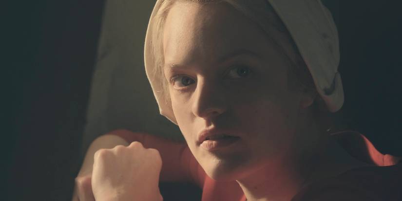 Elisabeth Moss em The Handmaid's Tale