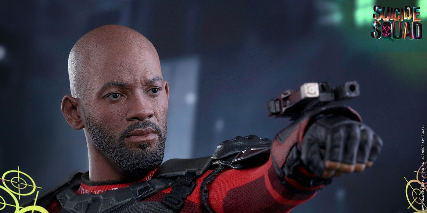 Deadshot Hot Toys Figure Unboxing Video