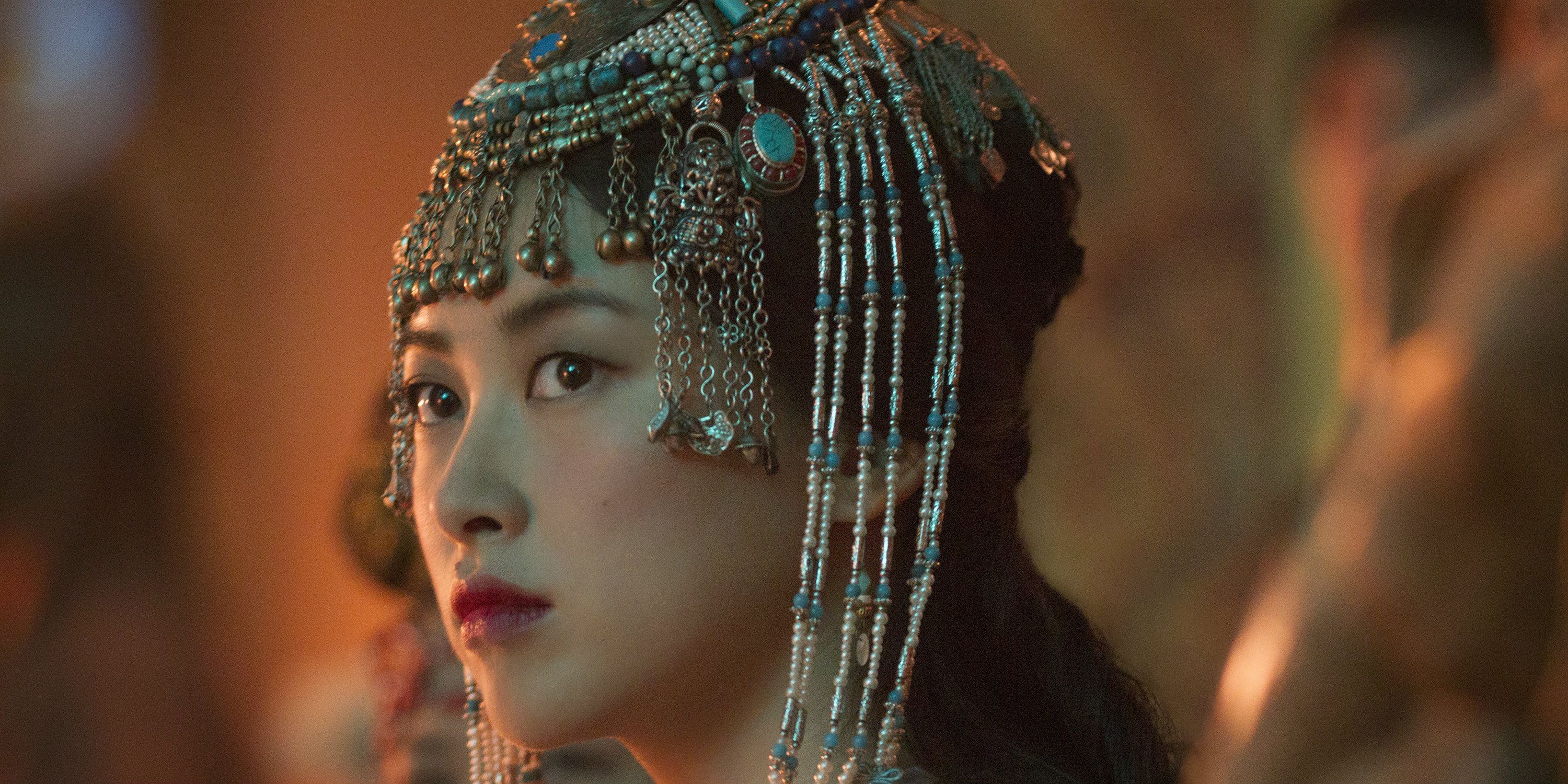 Kokachin wearing a headdress and looking worried in Marco Polo