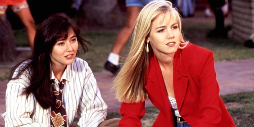Shannen Doherty and Jennie Garth Beverly Hills 90210