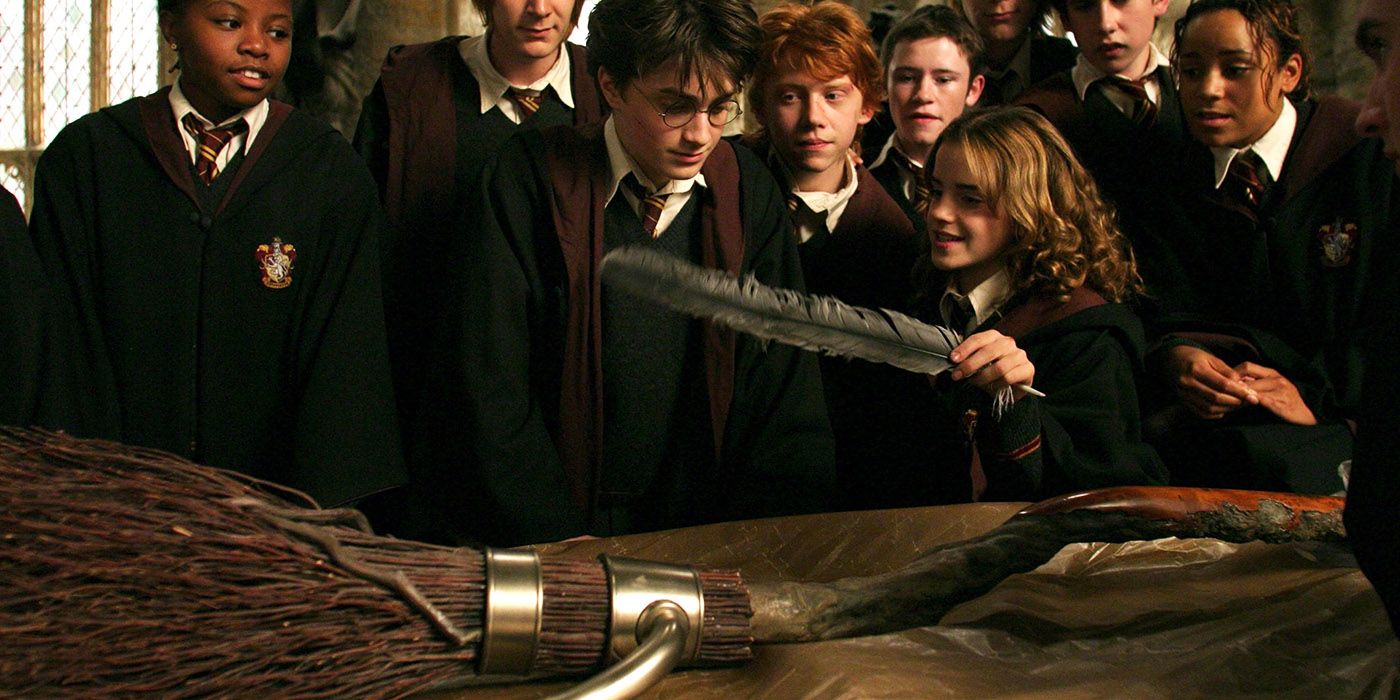 Harry Potter Daniel Radcliffe receives his Firebolt in Harry Potter and the Prisoner of Azkaban