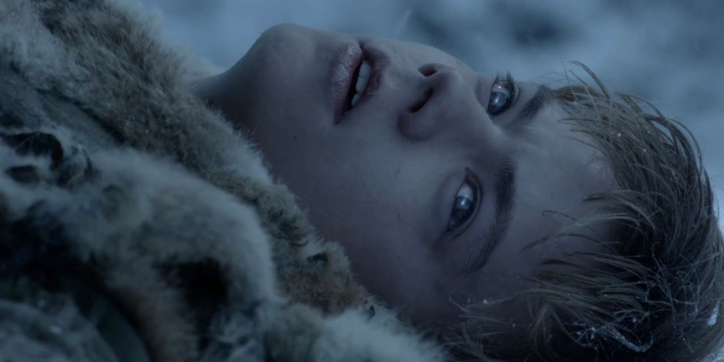 Jojen Reed with eyes open lying dead on the ground in Game of Thrones season 4