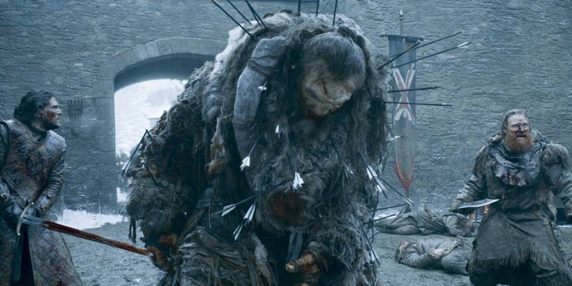 Wun Wun filled with arrows in Game of Thrones