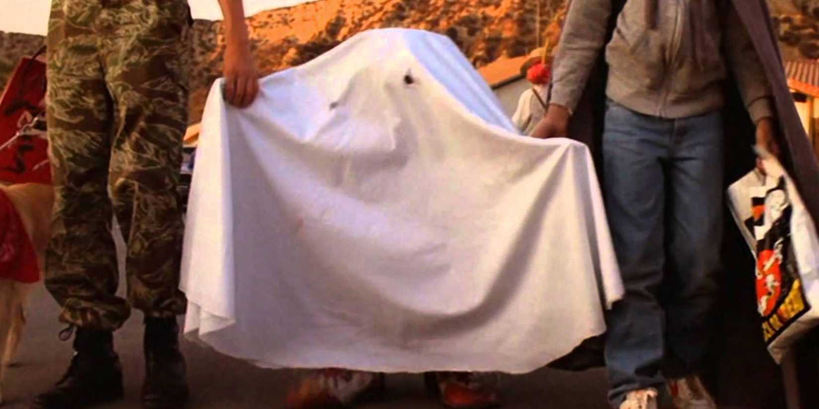The 10 Funniest & Absurd Costumes Worn By Movie Characters