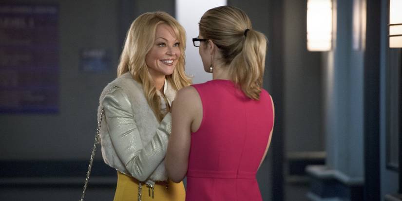 Donna Smoak Arrow Charlotte Ross