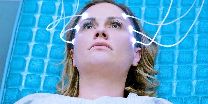 Anna Paquin em Electric Dreams