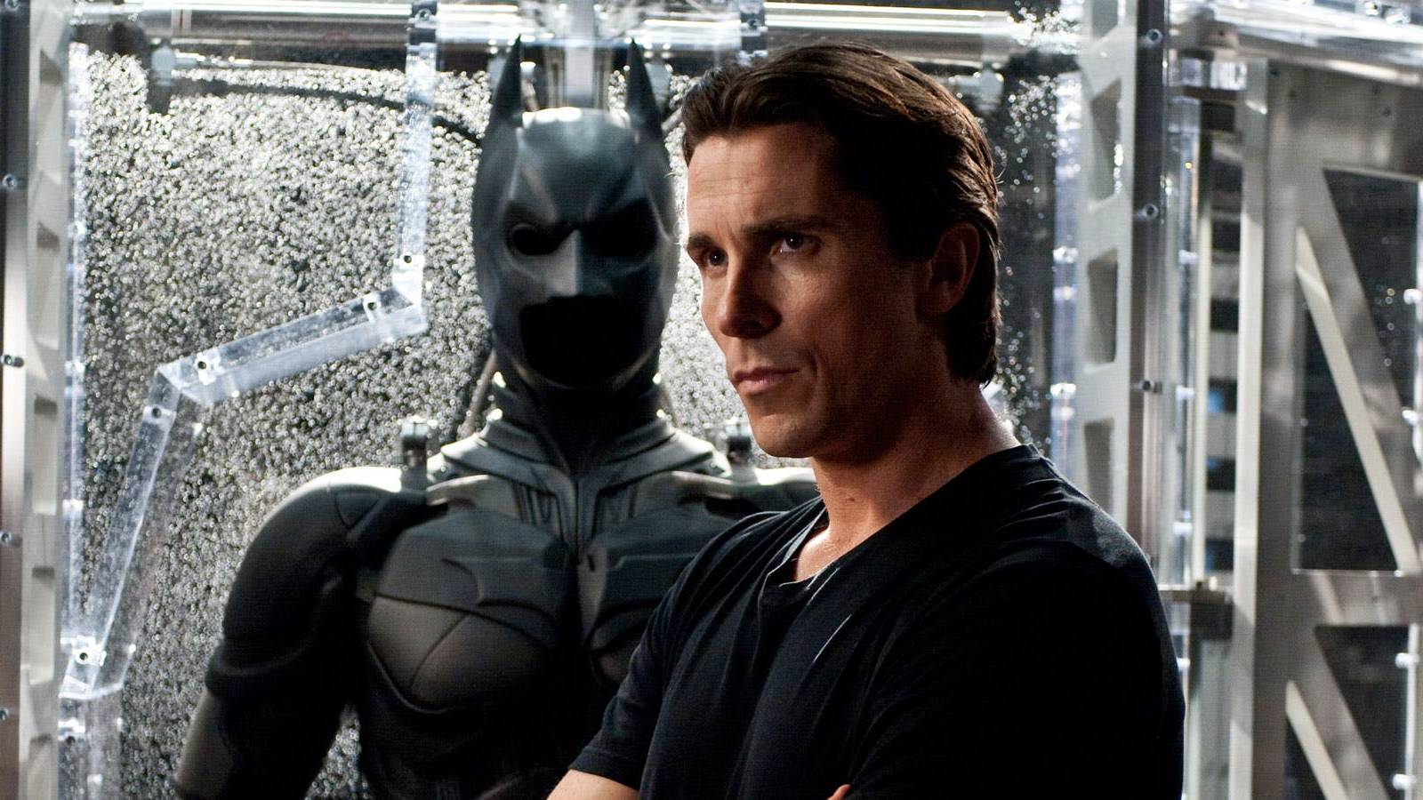 Kevin Conroy Calls Out Christian Bale's Batman Voice, image size:1600x900