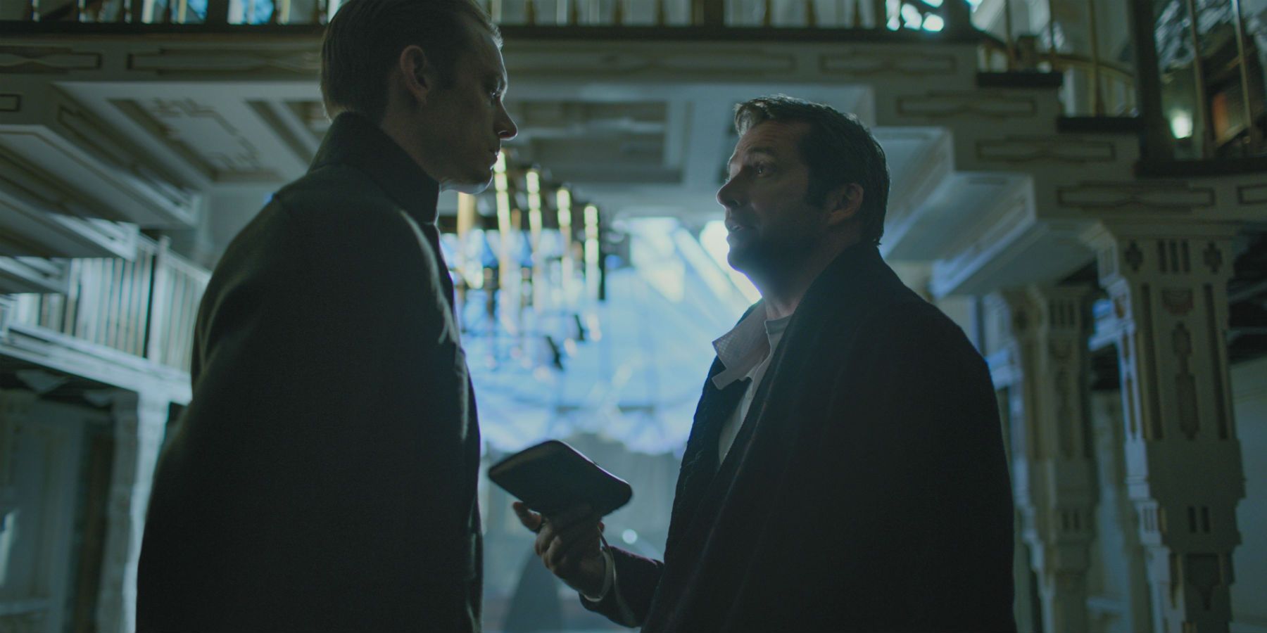 10-best-sci-fi-tv-shows-that-are-based-on-books