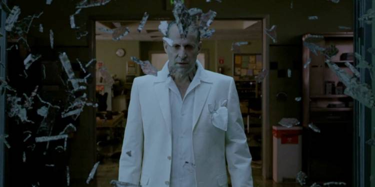 Constantine Shell Constantine 2: Cast, Story, & Everything We Know About Keanu Reeves' Sequel