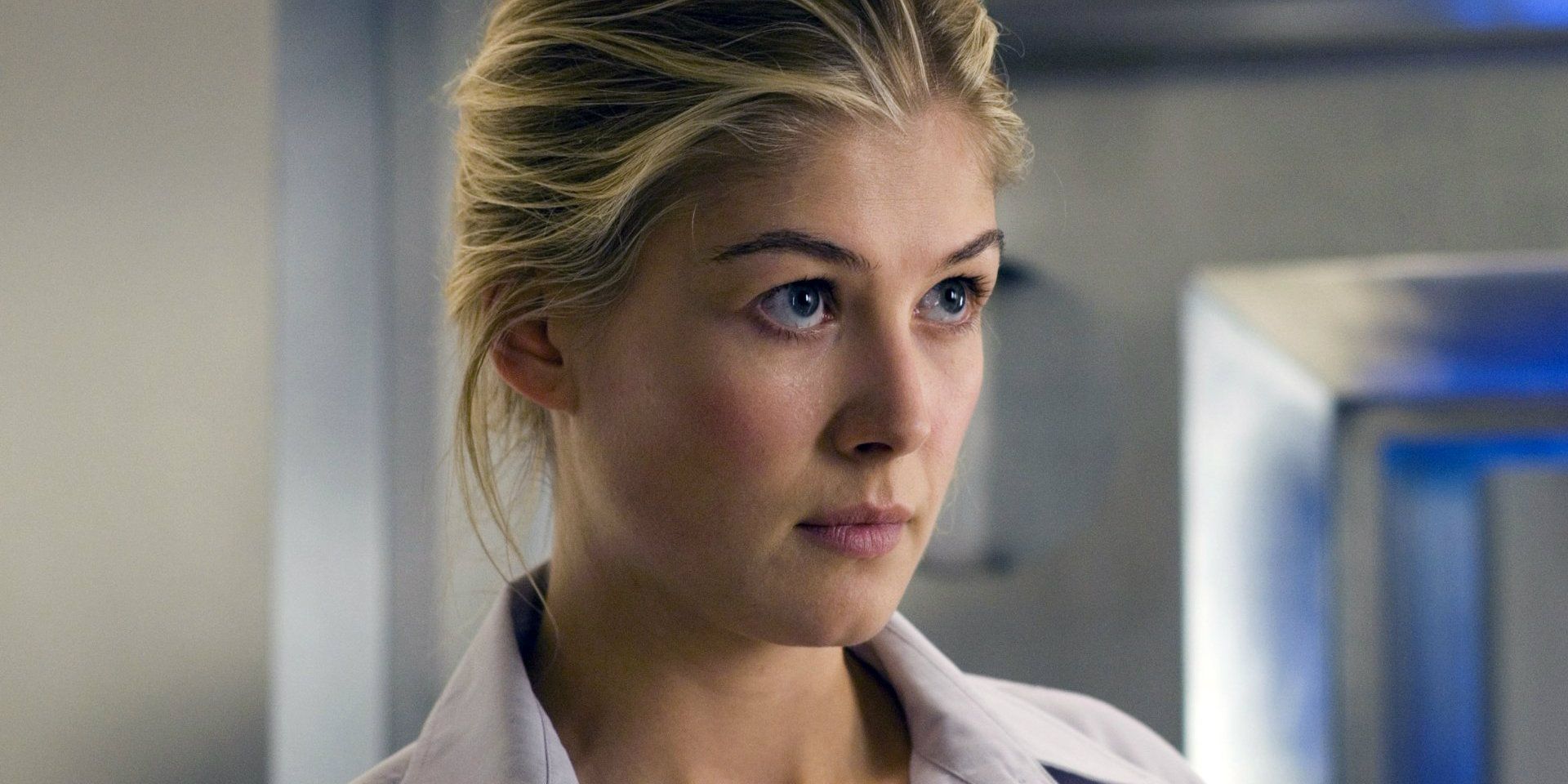 Rosamund Pike Doesn’t Think There Should Be a Female James Bond. 
