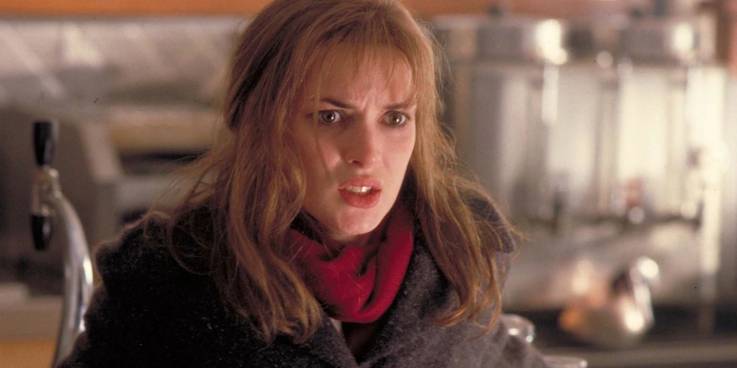 winona ryder in lost souls .jpg?q=50&fit=crop&w=737&h=368&dpr=1