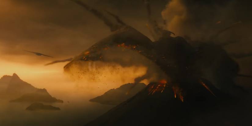 Rodan repousa em seu vulcão em Godzilla II: Rei dos Monstros