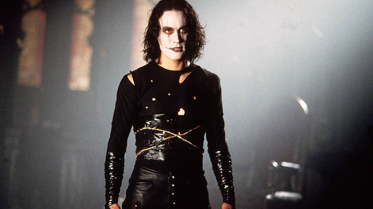 20 Crazy Details Behind The Making Of The Crow