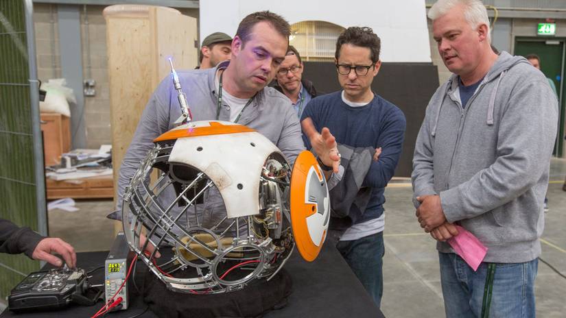 Star Wars: 25 Behind-The-Scenes Photos That Completely Change The Force ...