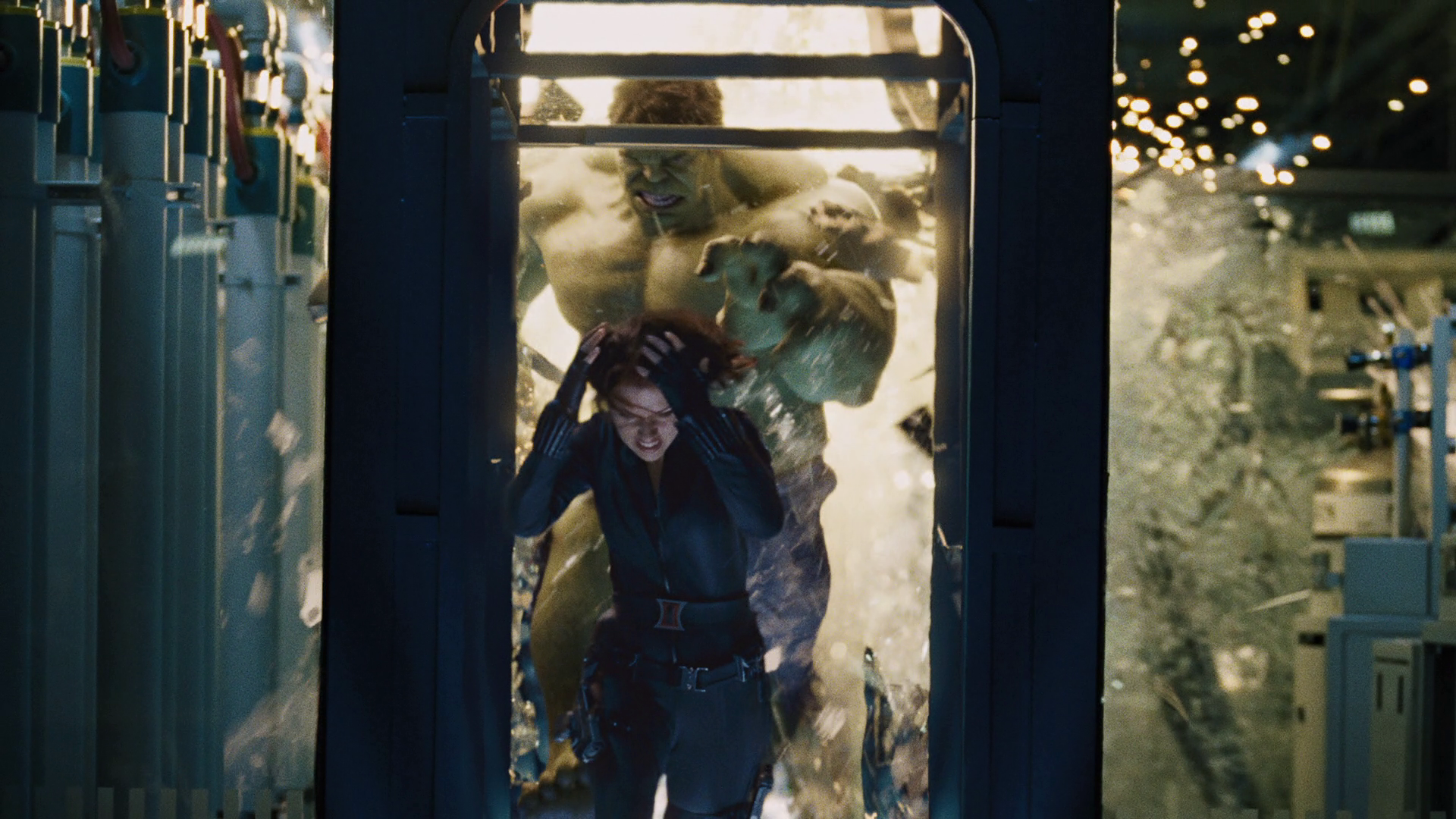 Hulk-chases-Black-Widow.png