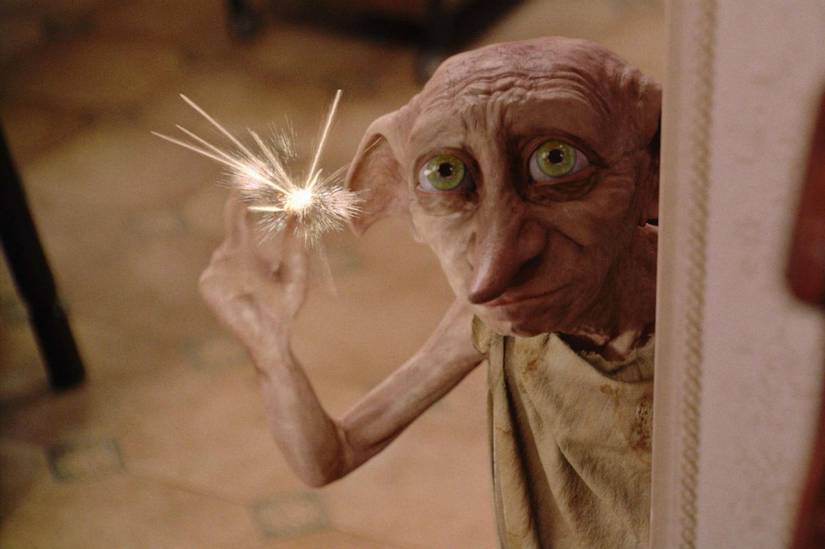 Dobby Using Magic Harry Potter: 20 Strange Details About Dobby’s Anatomy