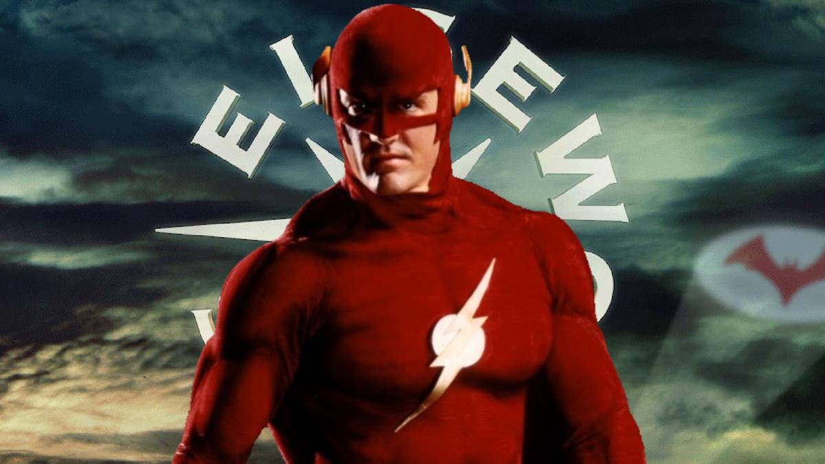 Arrowverse Crossover Photo Reveals Original 1990 Flash Suit