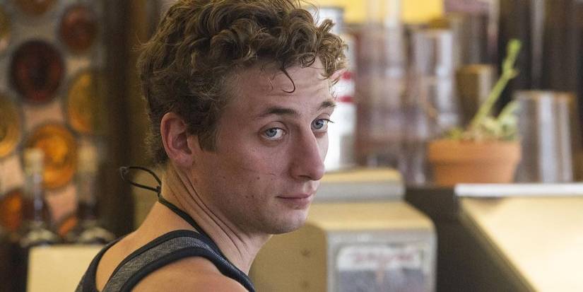 Lip Gallagher consoles Mandy in Shameless.