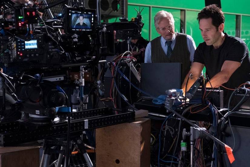 Ant-Man: 25 Behind-The-Scenes Photos That Completely Change The Movies