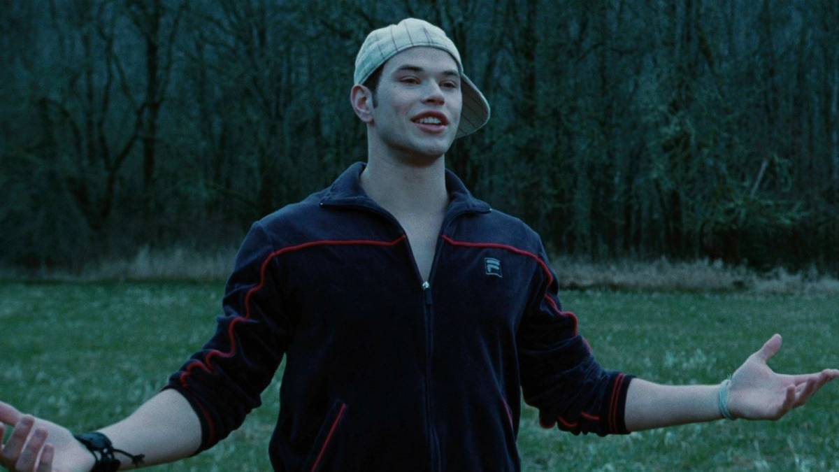 Kellan Lutz Interview: Twilight 10th Anniversary, image size:1200x675