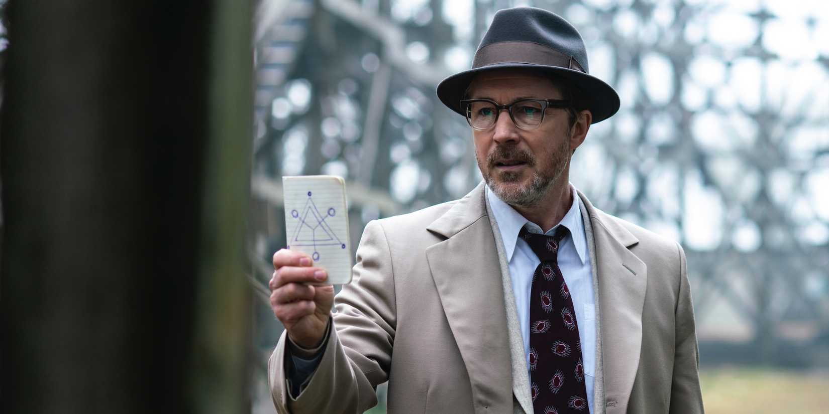 Aidan Gillen in Project Blue Book History