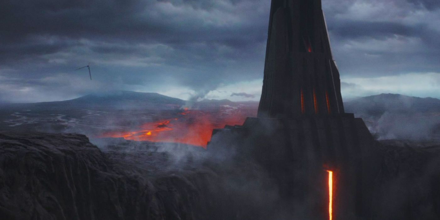 Star Wars Theory Explains The Missing Piece Of Palpatine's Resurrection, Completing A 5-Year The Rise Of Skywalker Fix