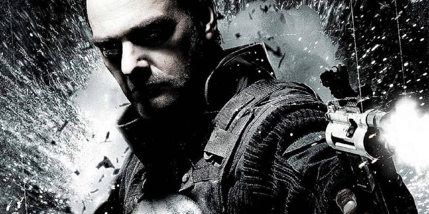 Ray Stevenson as Frank Castle on the poster for Punisher War Zone