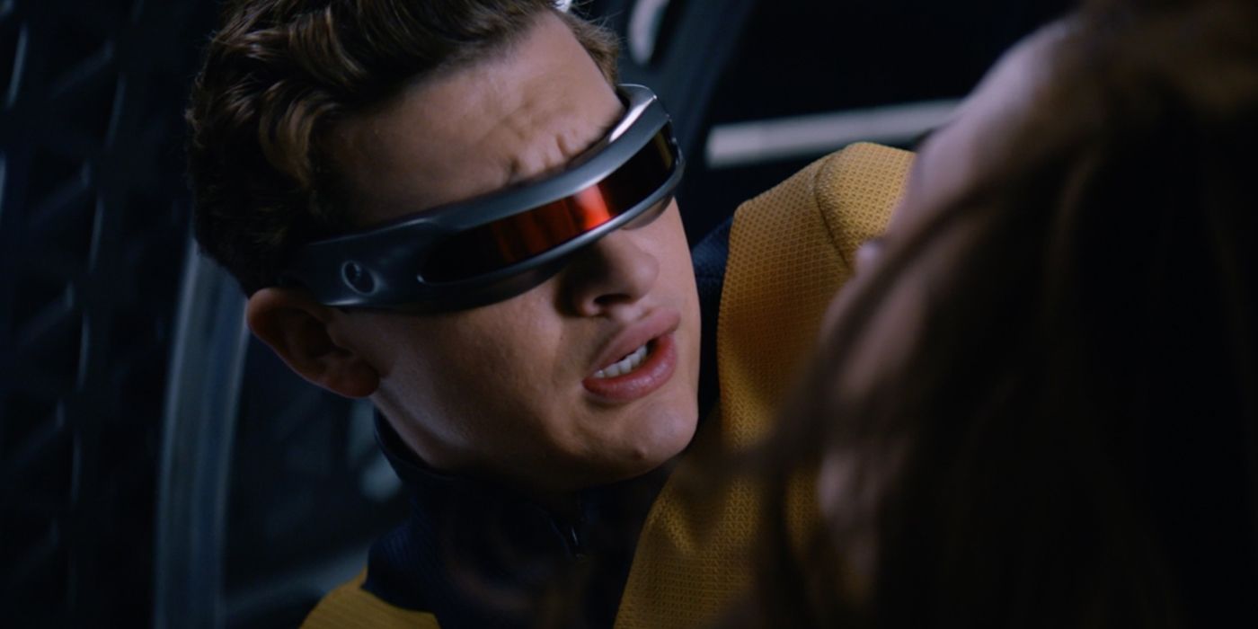 Cyclops Actor Tye Sheridan Explains How Dark Phoenix Fractures the XMen Team