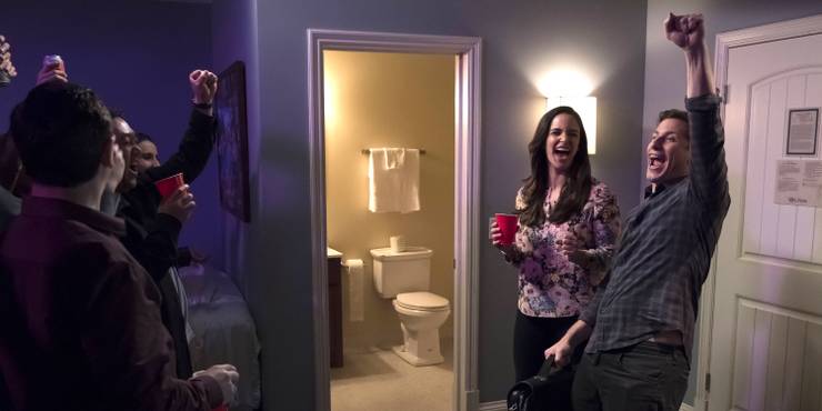 Brooklyn Nine-Nine: 5 Worst Things Jake and Rosa Did To Each Other 9 Brooklyn Nine-Nine: Jake and Rosa's friendship