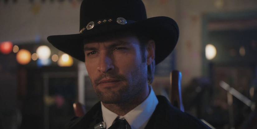 Community Josh Holloway