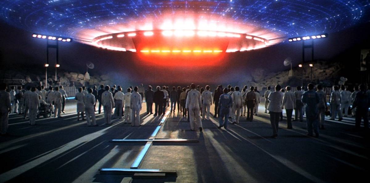Before Steven Spielberg's Next UFO Movie, It's Time To Rewatch His 1st ...