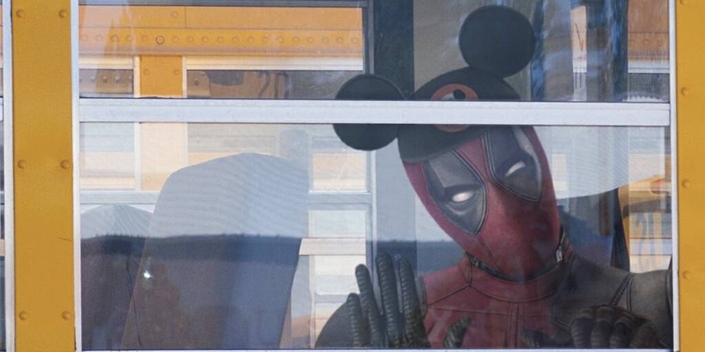 Ryan Reynolds Celebrates Disney/Fox Deal In A Very Deadpool Way