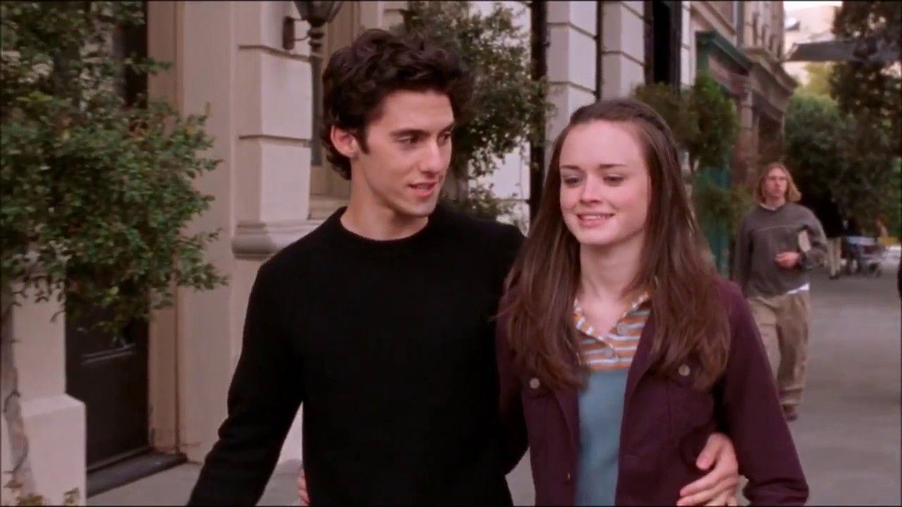 8 Pop Culture References On Gilmore Girls You Might Have Missed