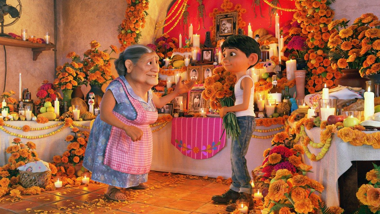 Pixars Coco 5 Of The Funniest Moments (& 5 Of The Saddest)