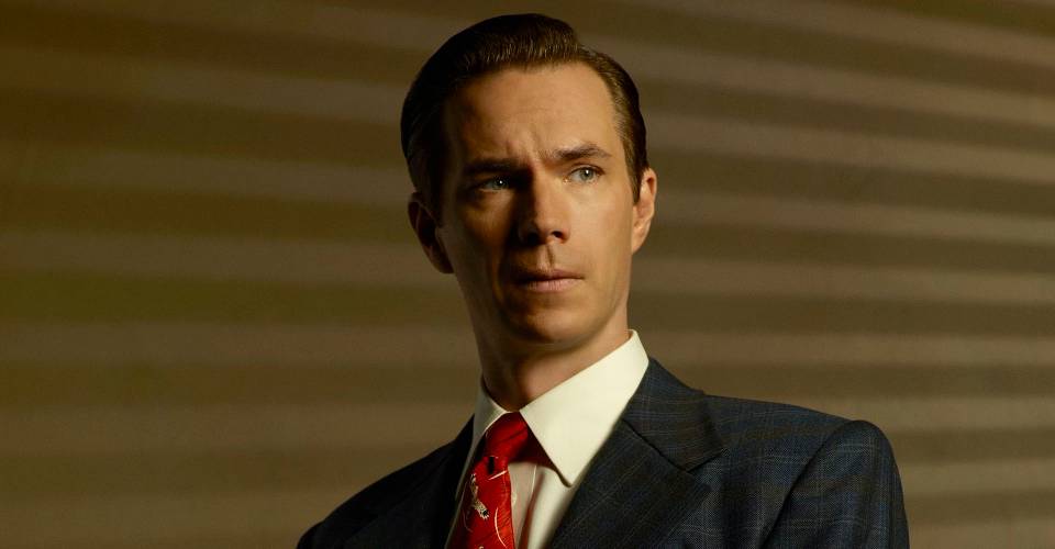 Who Plays Human Jarvis In Avengers Endgame Screen Rant Who Plays Human Jarvis In Avengers Endgame Screen Rant